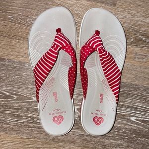 Clarks Cloudsteppers Sandals size 7.